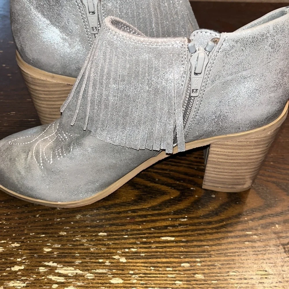Ariat Unbridled Fridge Booties